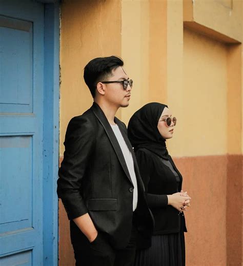 We did not find results for: Prewed Tema Baju Hitam - 4 Seleb Dengan Konsep Prewedding ...