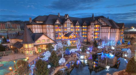 7 Places To Stay In Pigeon Forge Live Enhanced