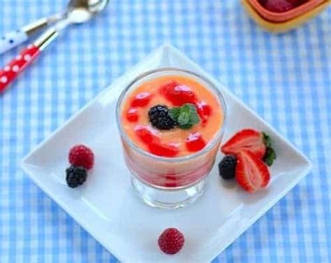 Papaya Cream With Cassis Creme De Papaya Com Cassis Easy And Delish