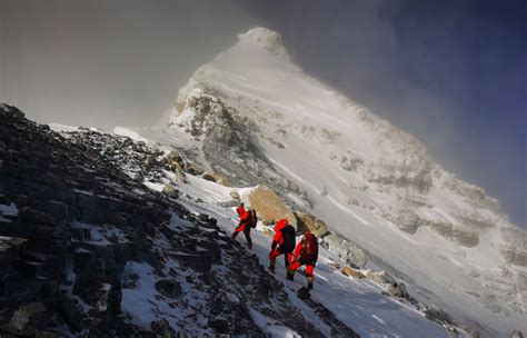 Mount Everest Grows By Nearly A Meter To Record Height Startup Pakistan