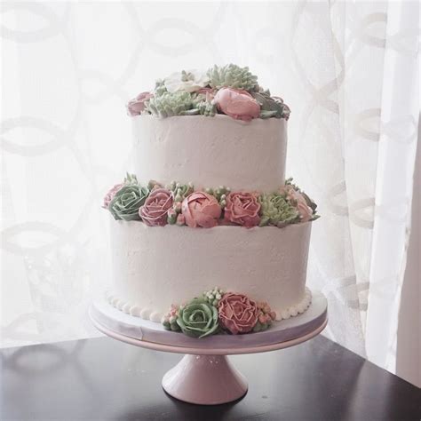 #cake #birthdaycake #weddingcake in this video, i have demonstrated how you can make this beautiful two tier cake at home. 2 tier wedding cake with buttercream flowers | Buttercream ...