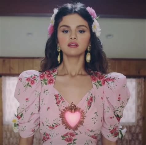 Where To Buy Selena Gomezs De Una Vez Pink Floral Dress