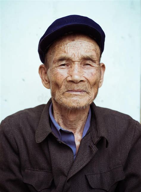 chinese old man the portrait of chinese old man stock images old man portrait old man face