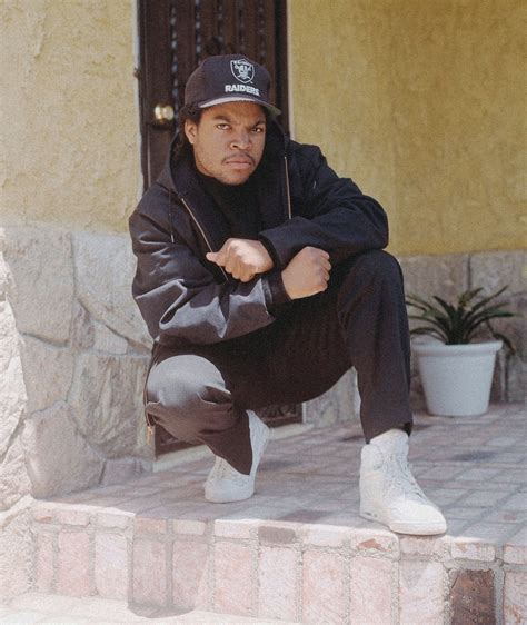 Hiphop Ice Cube Tlc Outfits Rapper Outfits Hip Hop Rap Hip Hop Music