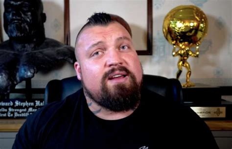 Feb 19, 2020 · former world's strongest man title holder eddie hall is considerably slimmer than he was when he won the competition back in 2017, and in a new video, the reason becomes apparent. Eddie Hall Biography, Age, Wiki, Height, Weight ...