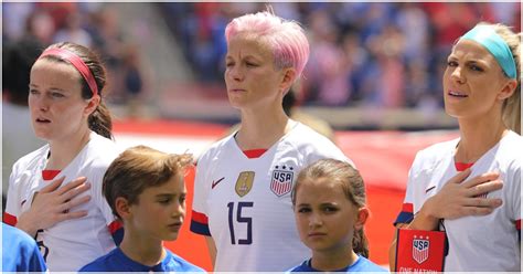 Us Womens Soccer Captain Ignores National Anthem At World Cup Because