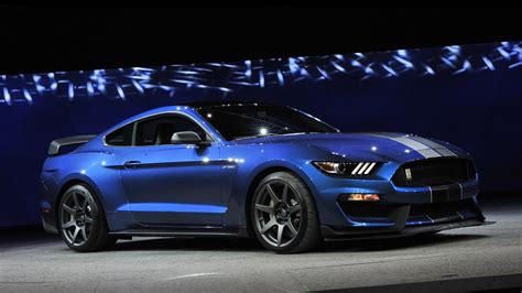 2016 Ford Shelby Gt350r Mustang 2 Wallpaper Hd Car Wallpapers Id 5045