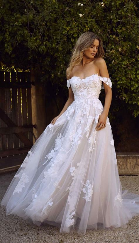 Shop a wide range of dresses products and more at our online shop today. Beach Wedding Dresses Perfect For A Destination Wedding ...