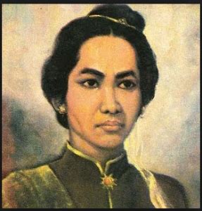 Lahir pada tahun 1862 di bathafat, timur libya. 15 Pahlawan Nasional Wanita di Indonesia - Sejarah Lengkap