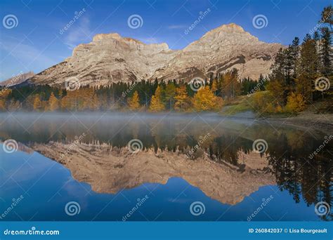 Fall Reflections At Wedge Pond Stock Image Image Of Leaf Still