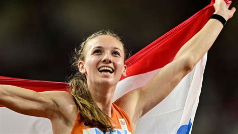 Femke Bol Wint Eerste Gouden Medaille Op Wk Atletiek