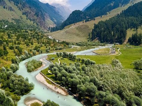 9 Beautiful Places To Add To Your Kashmir Itinerar
