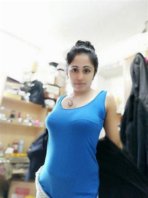Priya Ki Nangi Selfie Photos Of A Sexy Indian Girl