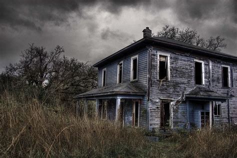 Here are the tales of 10 abandoned places and how they came to be deserted. quotes about abandoned old homes | Haunted Beautiful old house in rural Oregon. While it had ...