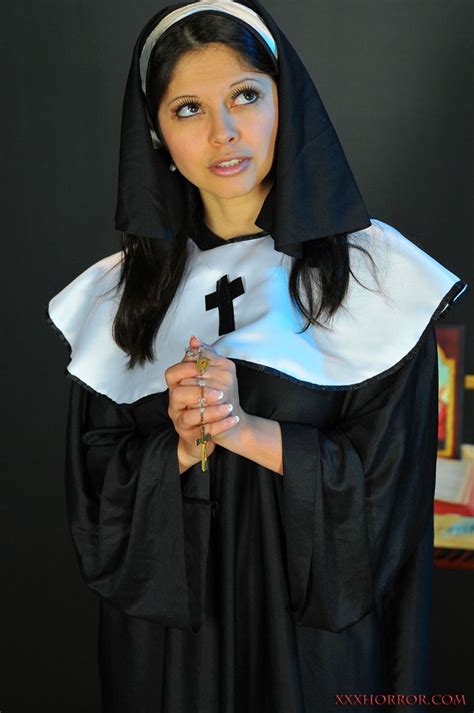 Nuns Nuns Nun Dress That Look Sexy Quick Fashion Nun Moda