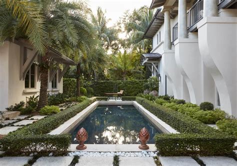 Mediterranean Style Villa In The Historic Sunset Drive In Coral Gables