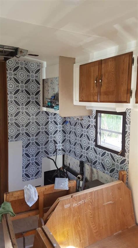The tile with differential is one of the most important design decisions you will make. 17 Peel and Stick Kitchen RV Backsplash Ideas! in 2020 ...