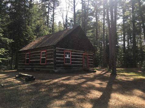 Kitty Lake Ranger Cabin Algonquin Park Easy Paddle Great Cabin R