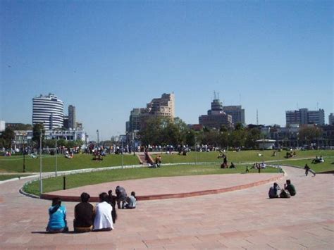 Connaught place "Central Park" - Delhi