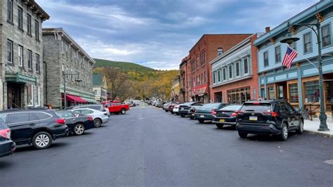 Things To Do In Shelburne Falls Massachusetts Adventures In New England