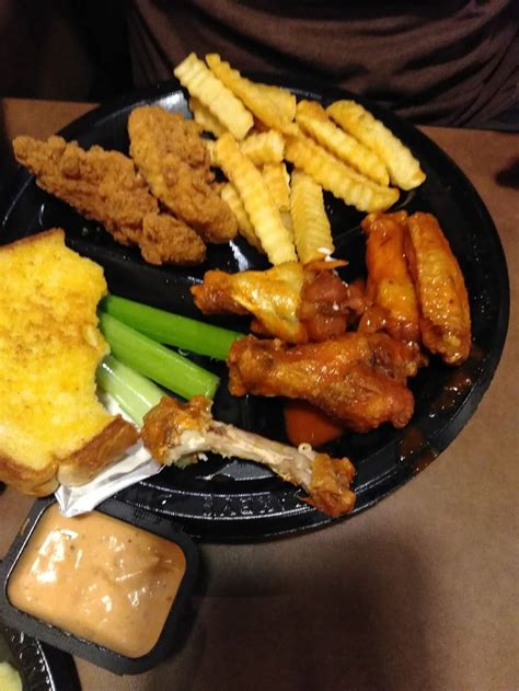 Zaxbys Chicken Fingers And Buffalo Wings Restaurant 868 E Fl 44