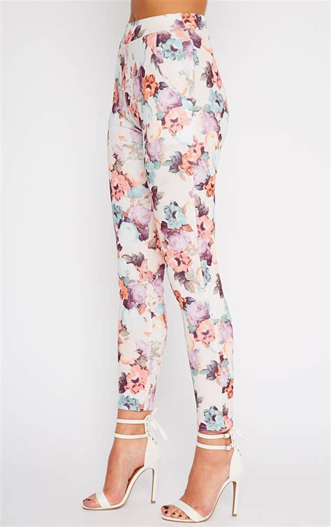 Louisa Cream Floral Print Cigarette Trousers Prettylittlething
