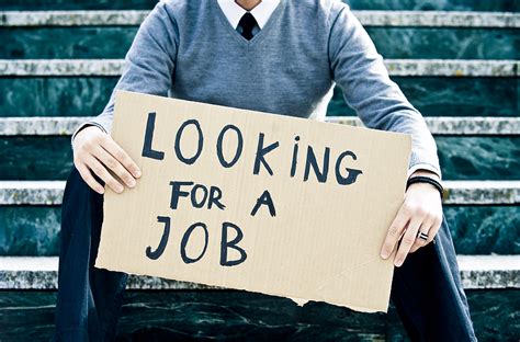 8 Signs That Its Time To Look For A New Job