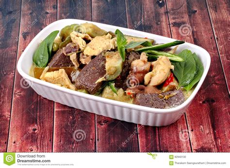 Instant pot duo pressure cook 4 minutes. Green Chicken Curry In Coconut Milk With Long Eggplant ...