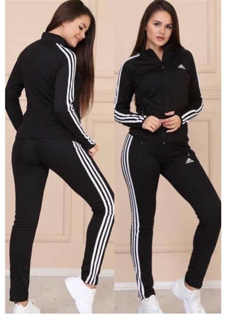 Women S Adidas 2 Piece Tracksuit Set Top And Bottom With Zip Closure Ebay