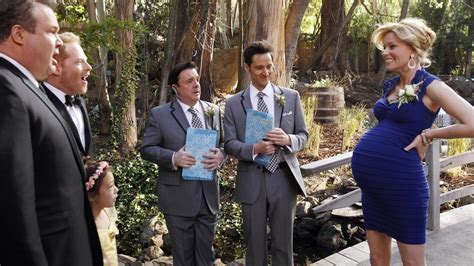 You are using an older browser version. Watch Modern Family Season 5 Episode 23 The Wedding, Part ...
