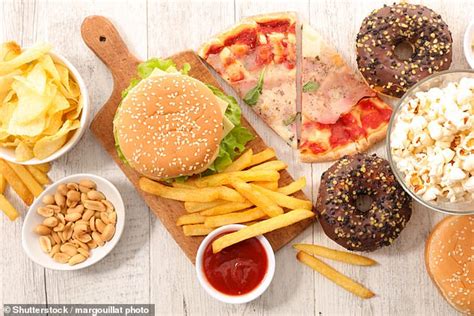 Deadly Diet Eating Foods High In Fat And Sugar Makes You More Likely