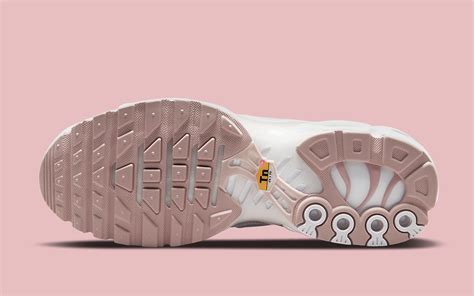 Nike Air Max Plus White Pink Oxford Globalsneakers