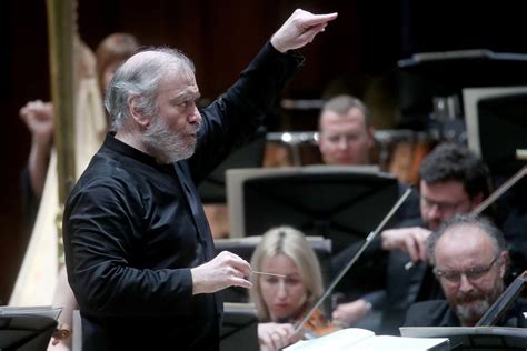 Munich Philharmonic Fires Conductor Close To Vladimir Putin