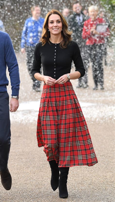 You Can Buy Kate Middletons Festive Tartan Skirt Grazia
