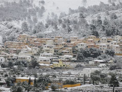 Heavy Snowfall In Parts Of Spain Could Be Heaviest For 35 Years Olive