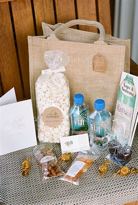 You've put together an amazing welcome bag, but now you have to figure out how your guests are going to get them. Wedding Planning (With images) | Wedding welcome gifts ...