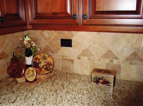Today's post features a range of diy ideas, from true tile installations to. 10 best Backsplash borders images on Pinterest | Kitchen ...