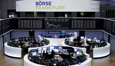 Börsen & märkte im überblick: Bild zu: Marktbericht: Dax rettet kleines Plus ins Ziel ...