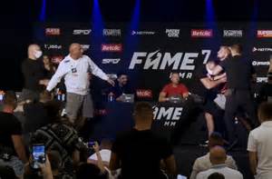 Fame Mma Jak Ogladac Na Tv - FAME MMA 7 stream właśnie się rozpoczyna! Jak oglądać FAME MMA za darmo