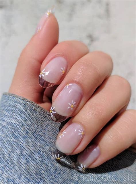 60 Beautiful Short Acrylic Natural Nails Designs In Spring And Summer