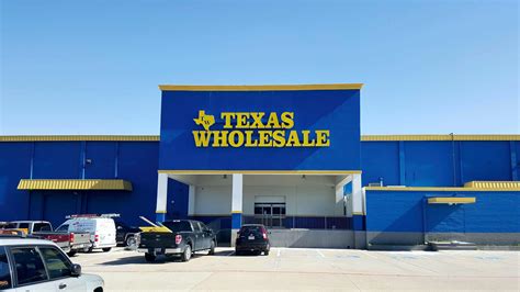 Texas Wholesale in Dallas - Giant Sign Company