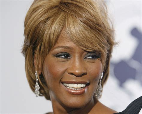 Whitney Houston 911 Call Reveals Confusion As Emergency Operator Tried