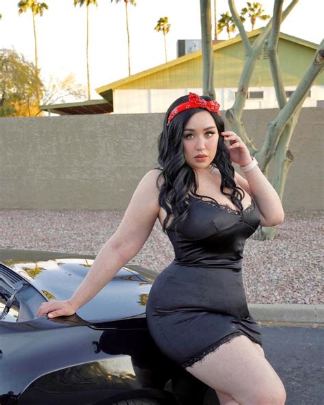 Wear a size 14 or above. Pin on Curvy bbw plus size plump files