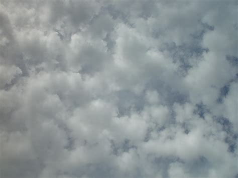 Imagen Gratis Brillante Con Manchas Nubes Currambine