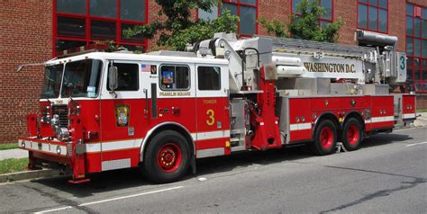 Washington Dc Fire And Ems Tower 3 2003 Seagrave Aerialsco Flickr