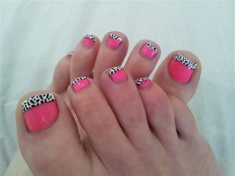 Pretty Pedicure Pink Polish With Leopard Print Tips Looks Like