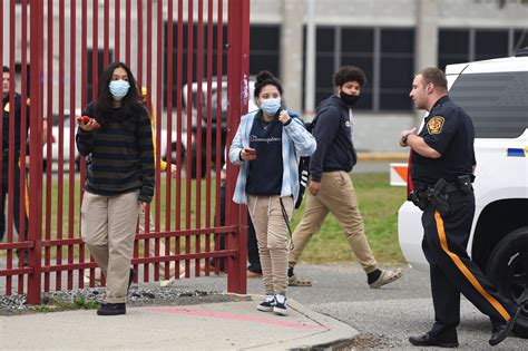 Jfk High School In Paterson Nj In Lockdown Due To Gun Report