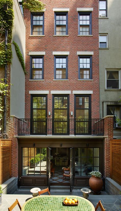 Also, modern townhouse design includes a lawn, balcony, bedrooms, living room, and much more. An Elegant New York Townhouse Is Reborn | Townhouse ...