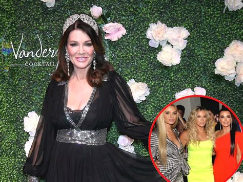 Lisa Vanderpump Throws Shade At Rhobh Cast On Twitter For Missing Event