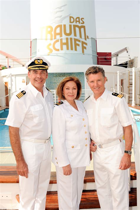 Das wunder (2013) see more ». "DAS TRAUMSCHIFF" Sascha Hehn übernimmt das ZDF / ORF-"Traumschiff"-Kommando! - smago